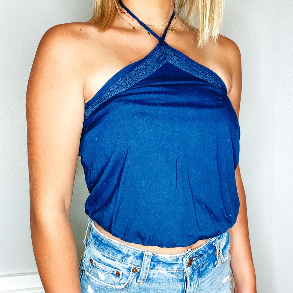xs hollister halter top